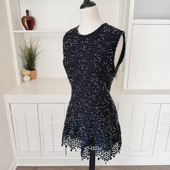 Lela Rose Tops - Lela Rose Black White Nubby Boucle Knit Sleeveless Crochet Lace Hem Top Size S